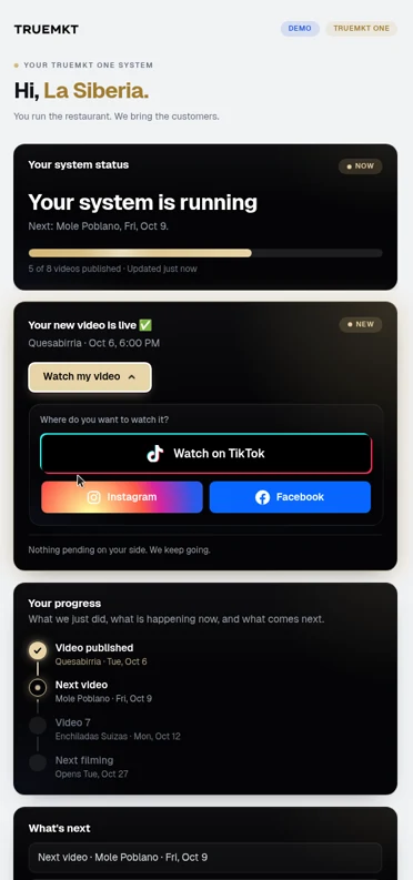 Demostración de TRUEMKT ONE Tracker con un video publicado y opciones para verlo en TikTok, Instagram y Facebook.